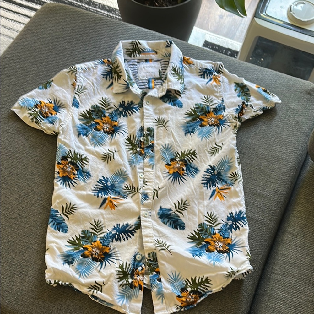 Cactus White and Blue Tropical Button Down Shirt